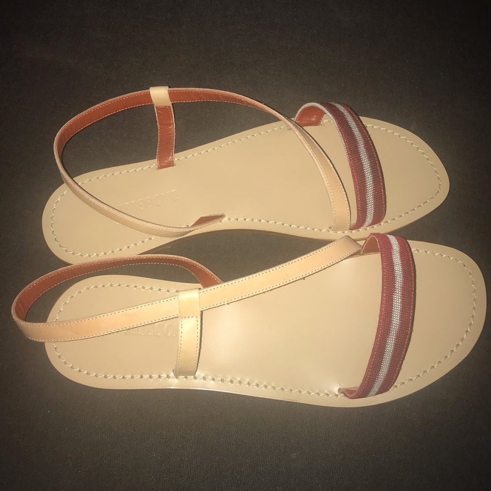 EUC Missoni sandals